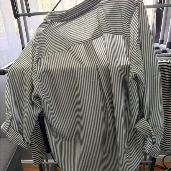 Velvet Heart Green Striped Button-Down Shirt - Picture 4 of 4